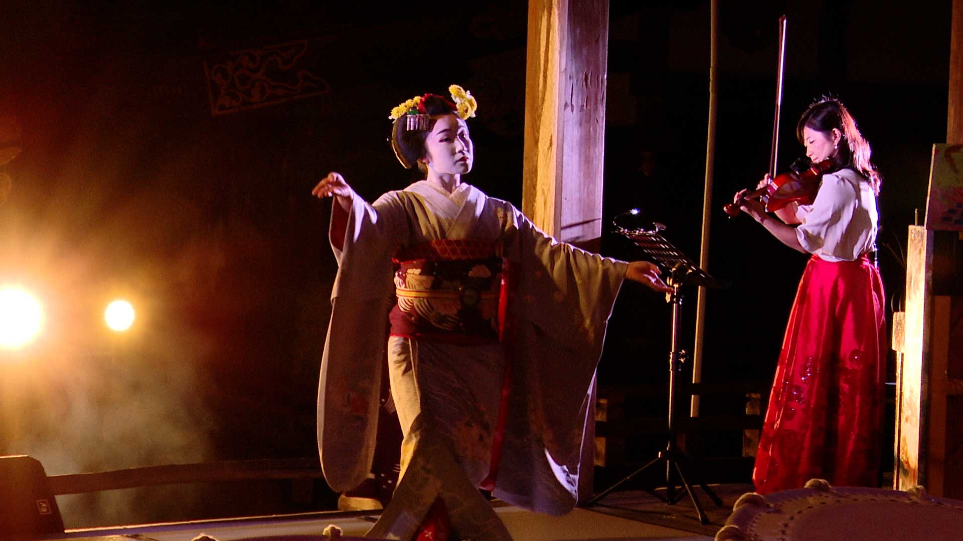 京都らしいホテル余興 結婚式等でのプロによる余興 出張演奏のご依頼は ヤスオン