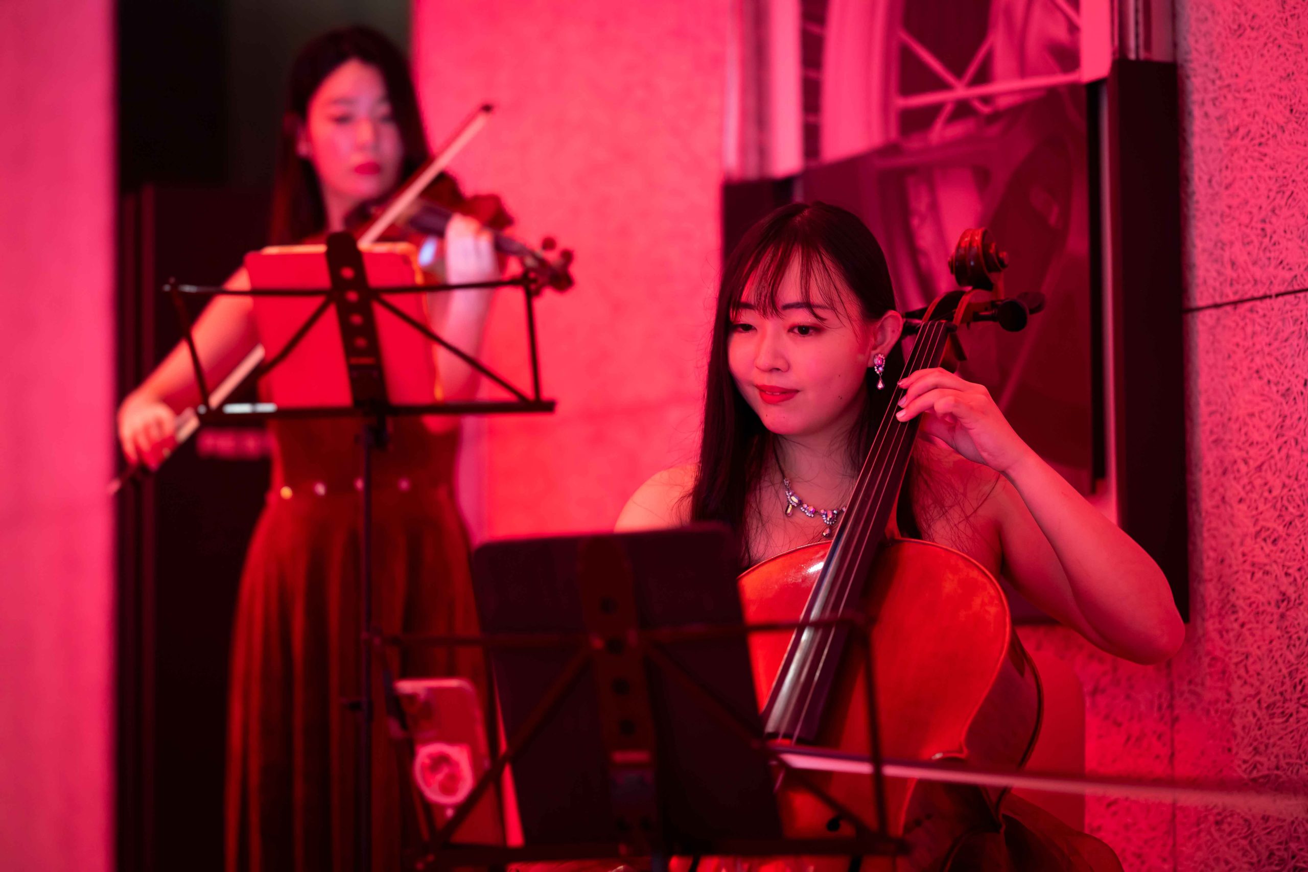 企業パーティーやホテルの余興演奏なら｜安田音楽制作事務所