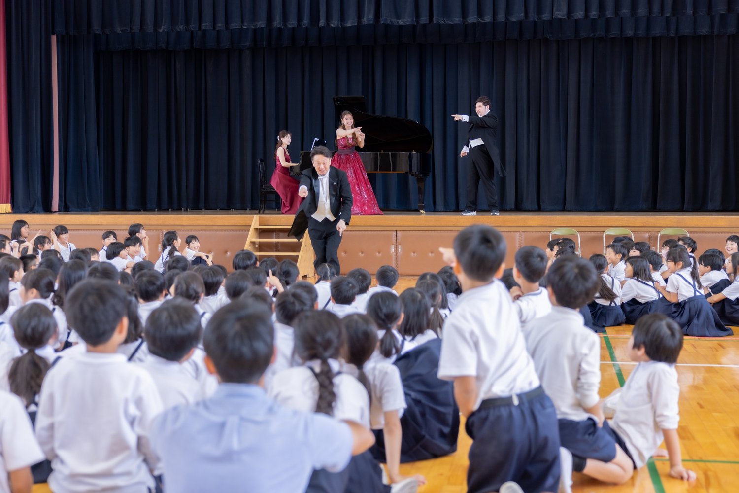 芸術鑑賞会 合唱指導 出張公演 小学校 中学校 高校