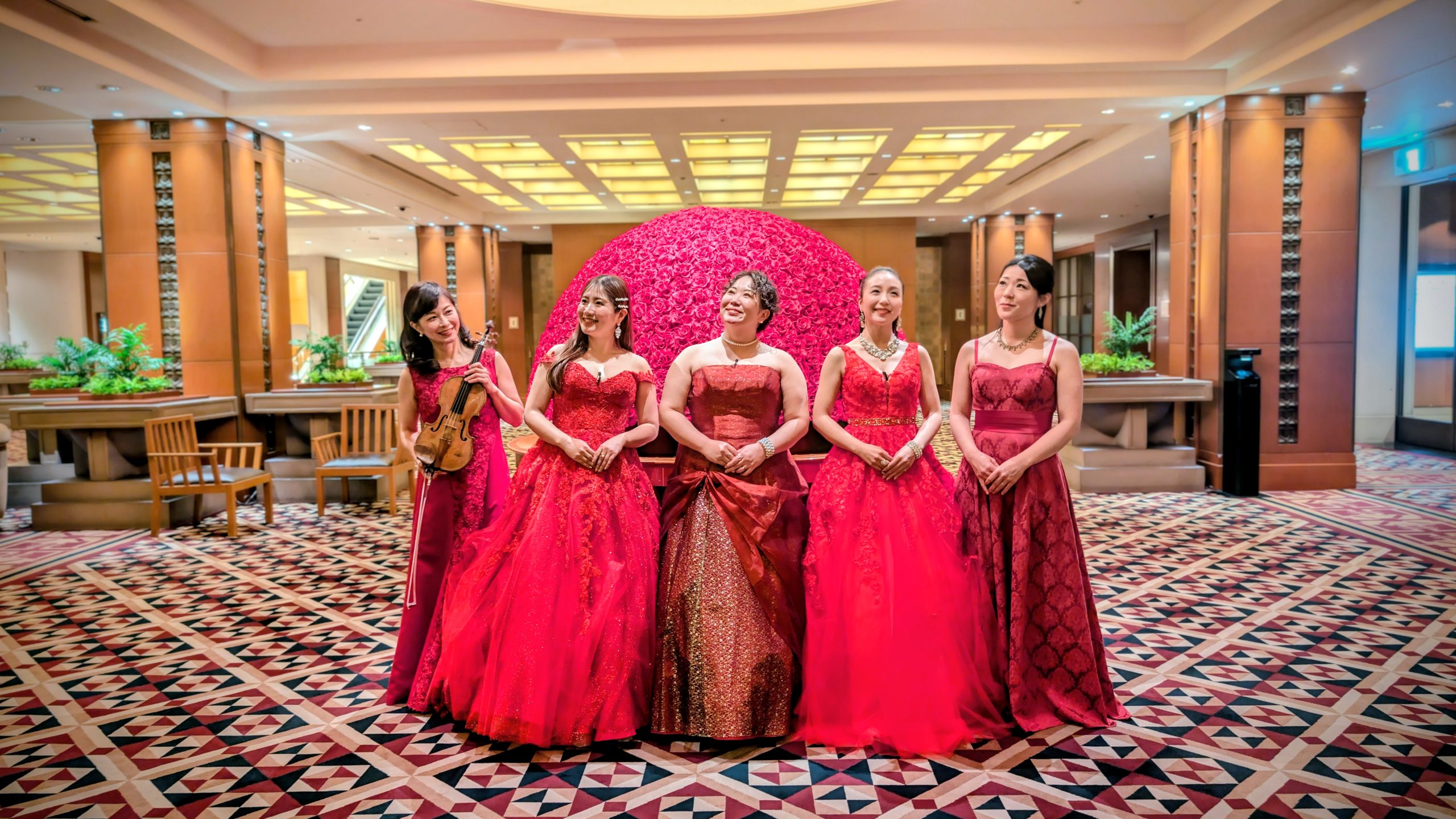 帝国ホテル新年互例会余興アトラクションオペラ